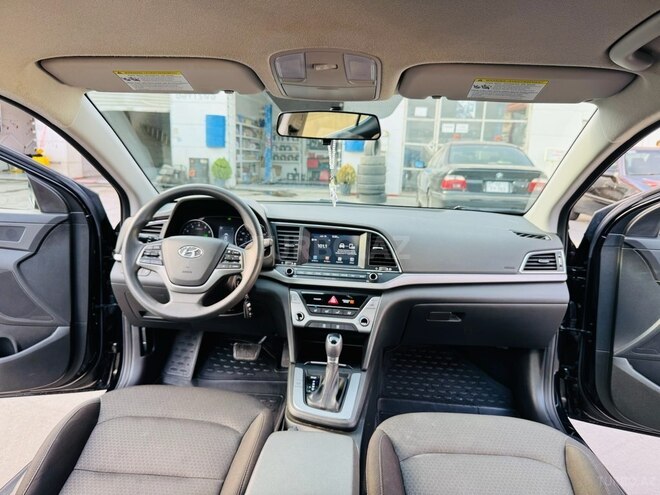 Hyundai Elantra 2018, 54,000 km - 2.0 l - Bakı