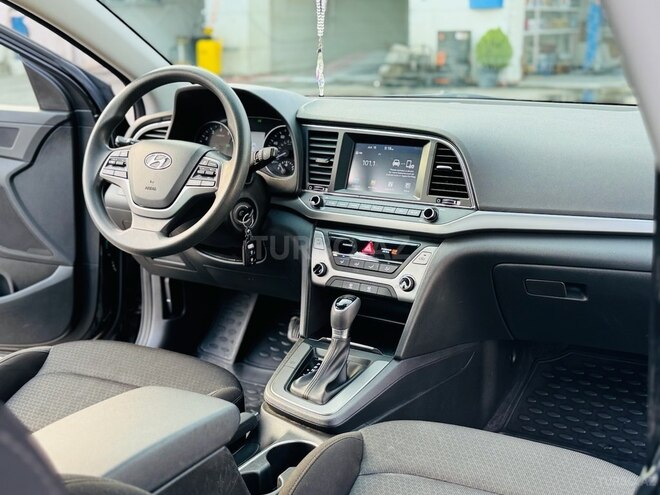 Hyundai Elantra 2018, 54,000 km - 2.0 l - Bakı