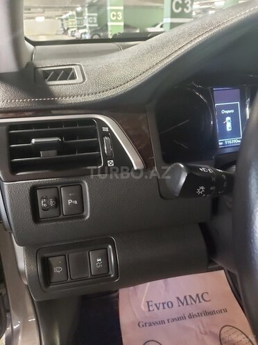 Toyota Camry-8