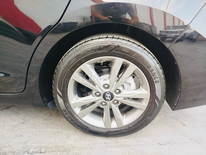 Hyundai Elantra 2018, 54,000 km - 2.0 l - Bakı