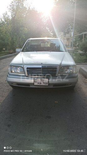 Mercedes C 220 1995, 434,325 km - 2.2 l - Salyan