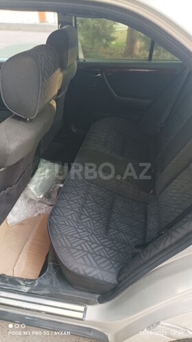 Mercedes C 220 1995, 434,325 km - 2.2 l - Salyan