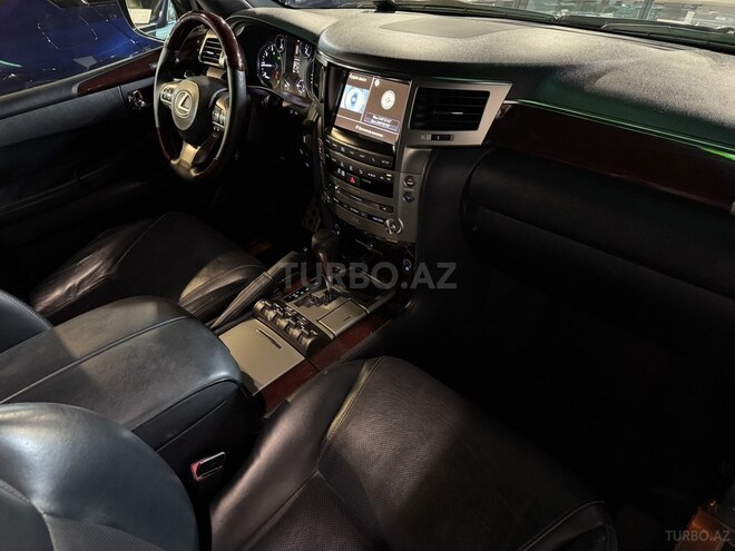 Lexus LX 570-11