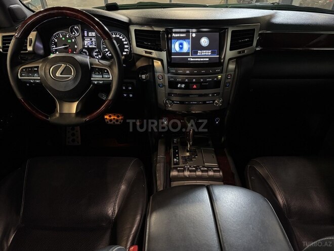 Lexus LX 570-9