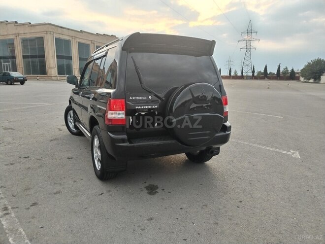 Mitsubishi Pajero io 2001, 262,433 km - 2.0 л - Gəncə