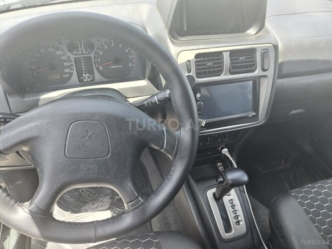 Mitsubishi Pajero io 2001, 262,433 km - 2.0 л - Gəncə