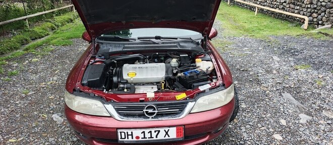 Opel Vectra 1999, 345,611 km - 1.6 л - Zaqatala