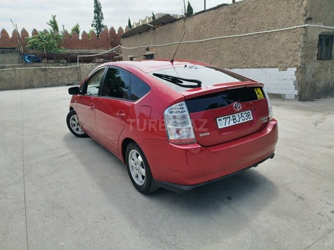Toyota Prius-3