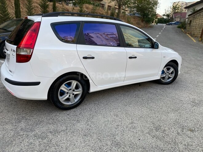 Hyundai i30 2010, 350,000 km - 1.6 l - Bakı