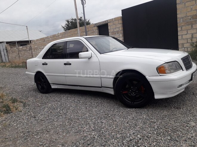 Mercedes C 180 1995, 665,000 km - 1.8 l - Gəncə