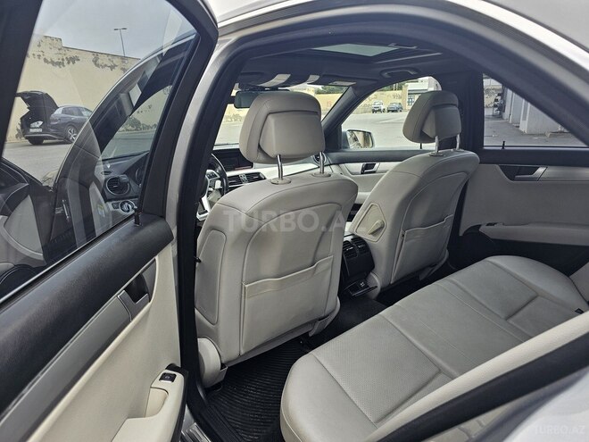 Mercedes C 250 2014, 177,000 km - 1.8 l - Bakı