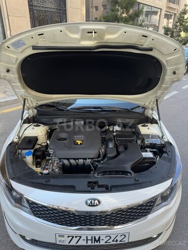 Kia K5-20