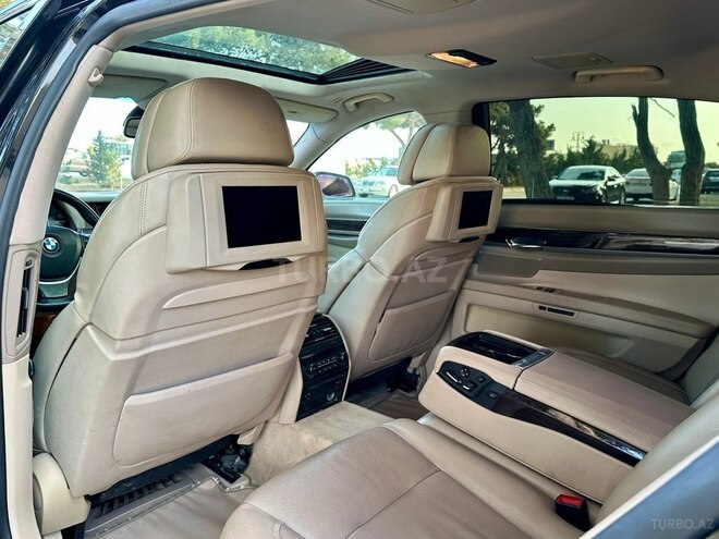 BMW 750 2009, 212,000 km - 4.4 l - Bakı