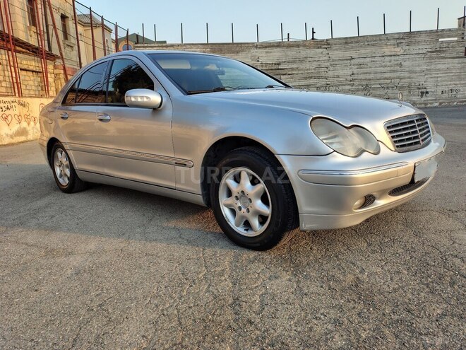 Mercedes C 200 2000, 401,400 km - 2.0 l - Bakı