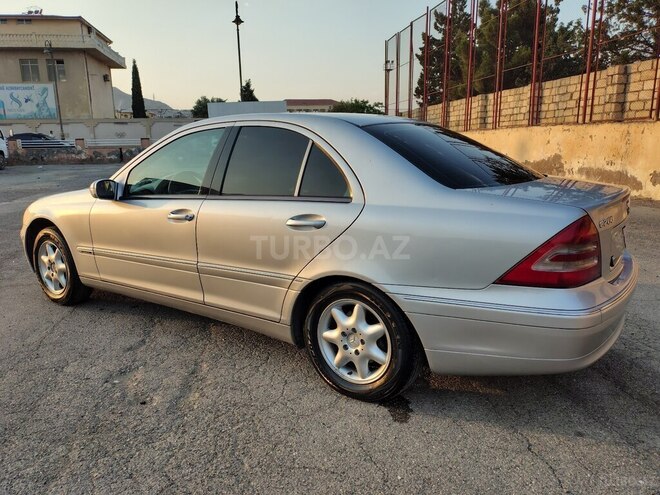 Mercedes C 200 2000, 401,400 km - 2.0 l - Bakı
