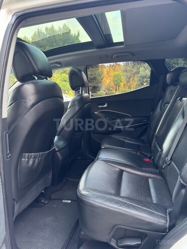 Hyundai Santa Fe-8