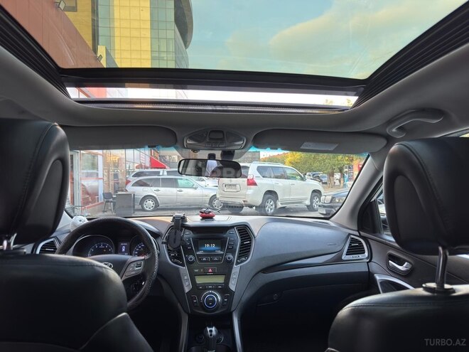 Hyundai Santa Fe-14