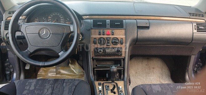 Mercedes E 220 d 1999, 530,000 km - 2.2 л - Sumqayıt