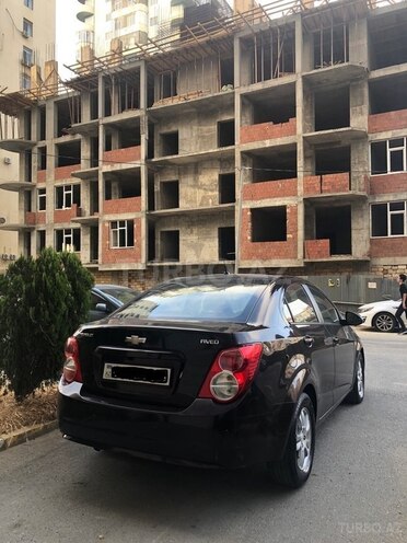 Chevrolet Aveo-3