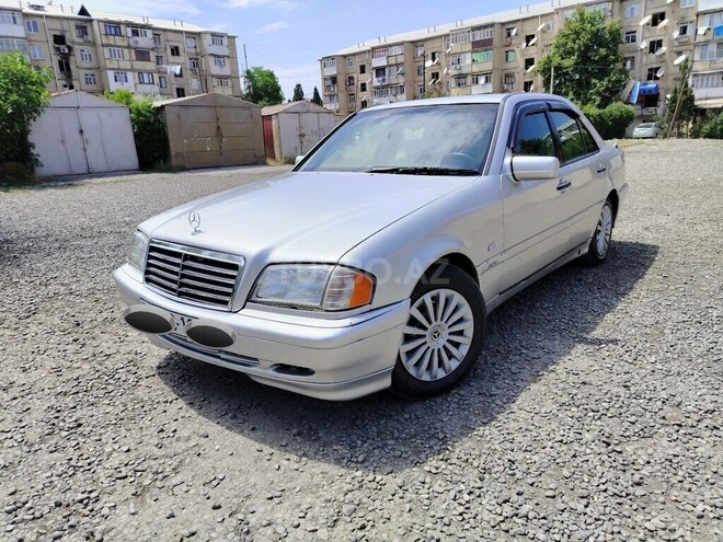 Mercedes C 200 1995, 560,251 km - 2.0 l - Gəncə