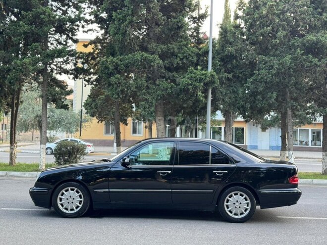 Mercedes E 220 d 2001, 371,000 km - 2.2 l - Sumqayıt
