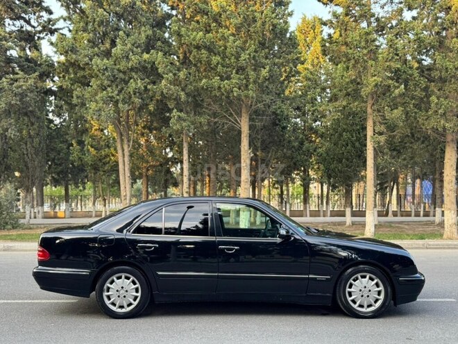 Mercedes E 220 d 2001, 371,000 km - 2.2 l - Sumqayıt