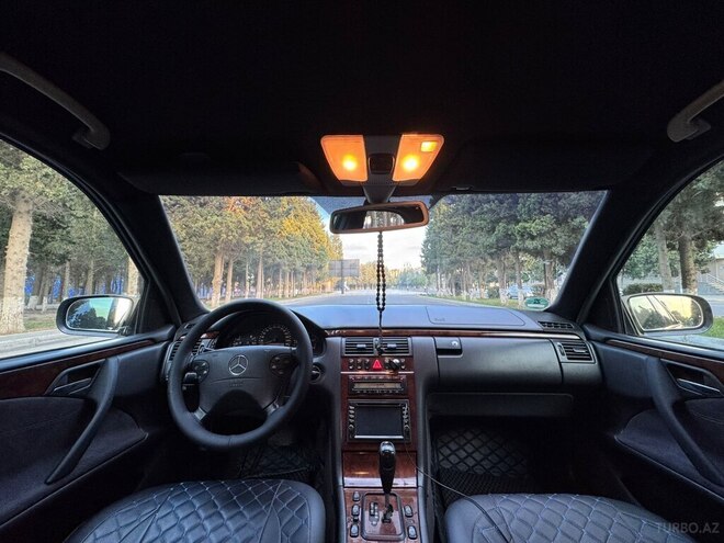 Mercedes E 220 d 2001, 371,000 km - 2.2 l - Sumqayıt