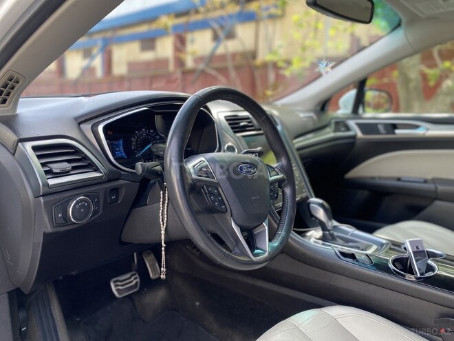 Ford Fusion (North America) 2015, 290,000 km - 2.0 l - Bakı