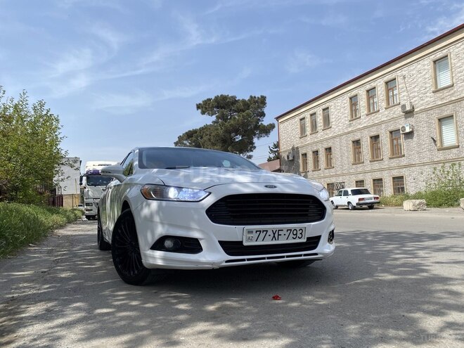Ford Fusion (North America) 2015, 290,000 km - 2.0 l - Bakı