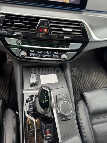 BMW 530e 2021, 98,000 km - 2.0 l - Gəncə