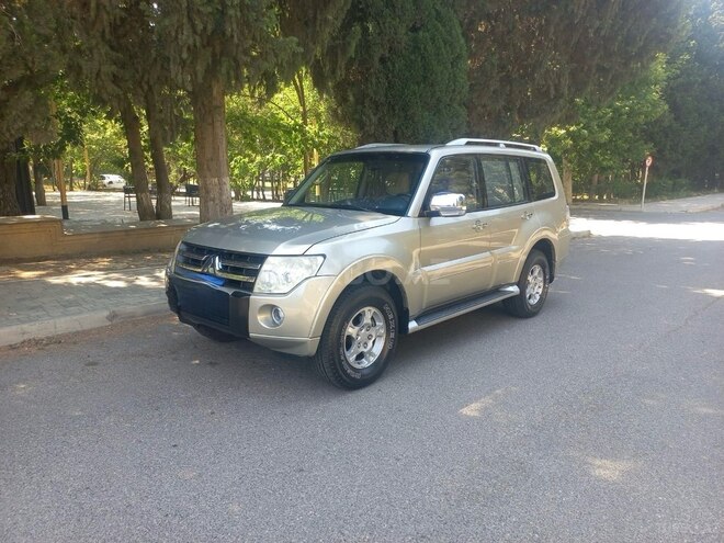 Mitsubishi Pajero 2007, 279,000 km - 3.0 l - Bakı
