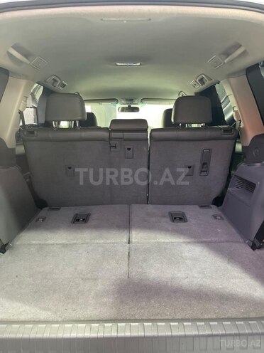Toyota Land Cruiser Prado-22