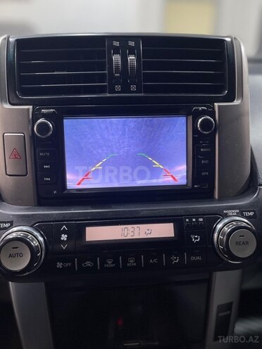 Toyota Land Cruiser Prado-19