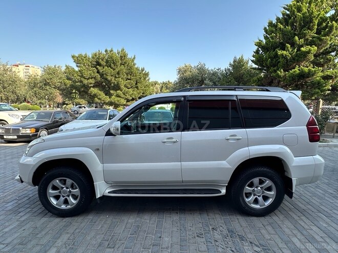 Toyota Land Cruiser Prado-5