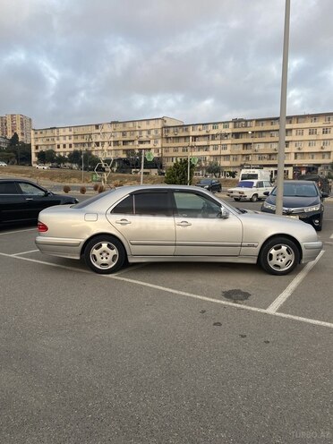 Mercedes E 240 1999, 405,631 km - 2.6 л - Bakı