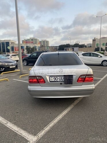 Mercedes E 240 1999, 405,631 km - 2.6 л - Bakı