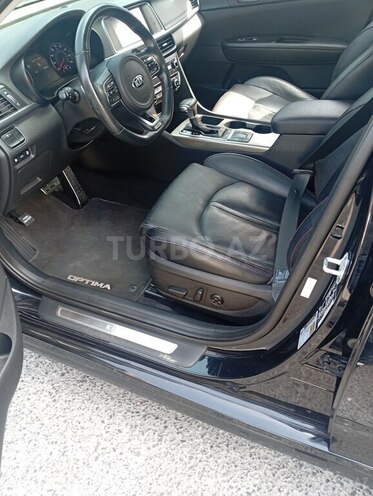 Kia Optima-11