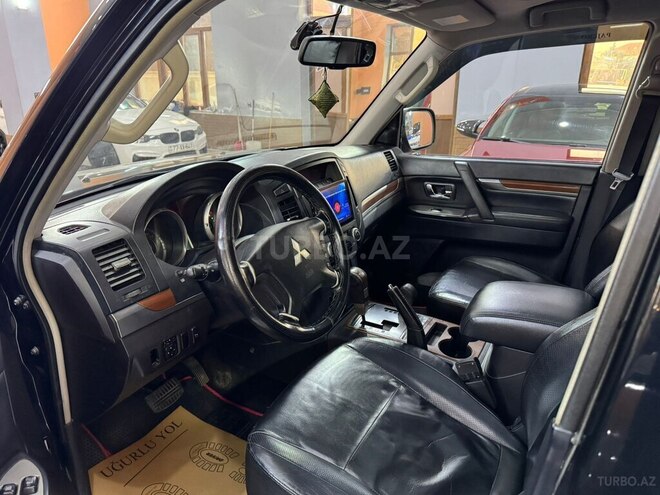 Mitsubishi Pajero 2008, 197,627 km - 3.0 л - Xırdalan