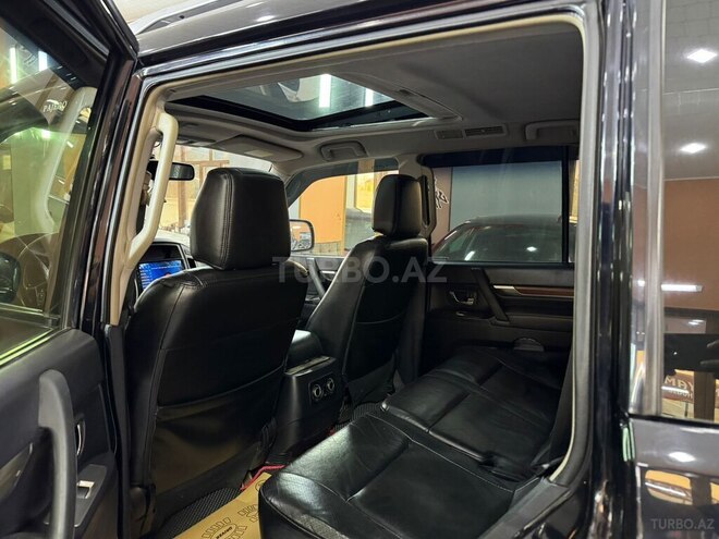 Mitsubishi Pajero 2008, 197,627 km - 3.0 л - Xırdalan