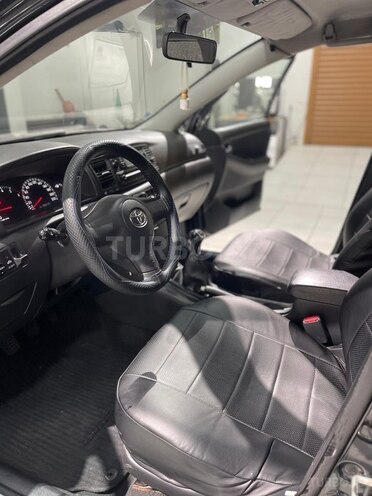 Toyota Corolla-10