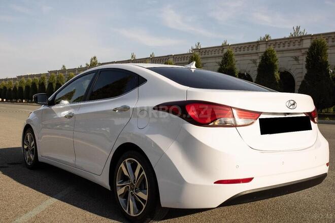 Hyundai Elantra 2015, 134,000 km - 1.6 l - Gəncə
