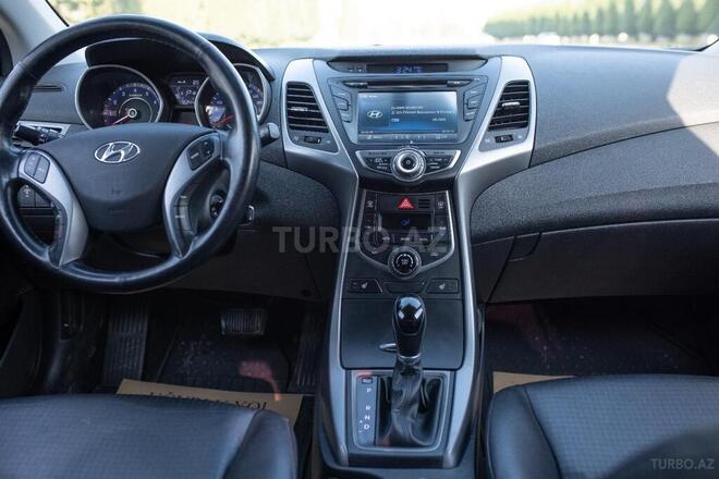 Hyundai Elantra 2015, 134,000 km - 1.6 l - Gəncə