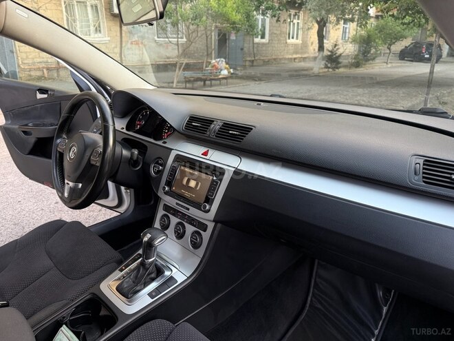 Volkswagen Passat 2009, 229,000 km - 1.8 l - Bakı