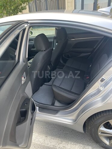Hyundai Elantra 2017, 89,000 km - 2.0 л - Bakı