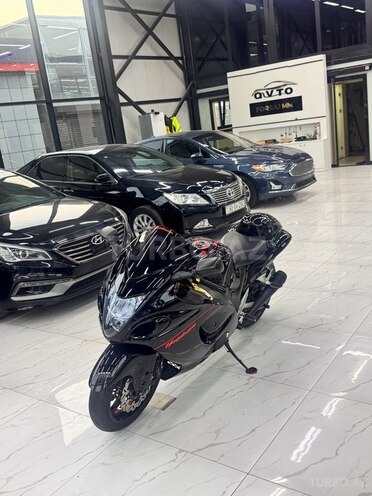Suzuki GSX 1300 R Hayabusa-2