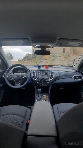 Chevrolet Equinox-8