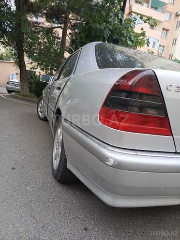 Mercedes C 240 1999, 198,000 km - 2.4 l - Bakı
