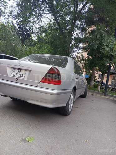 Mercedes C 240 1999, 198,000 km - 2.4 l - Bakı