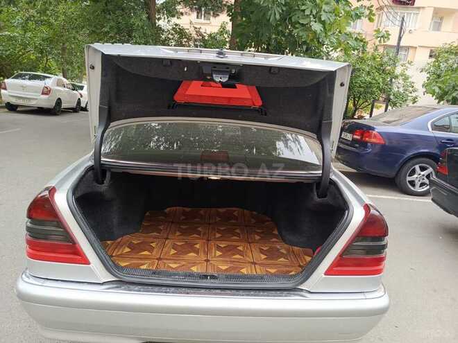 Mercedes C 240 1999, 198,000 km - 2.4 l - Bakı