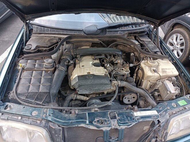 Mercedes C 180 1997, 90,430 km - 1.8 l - Bakı